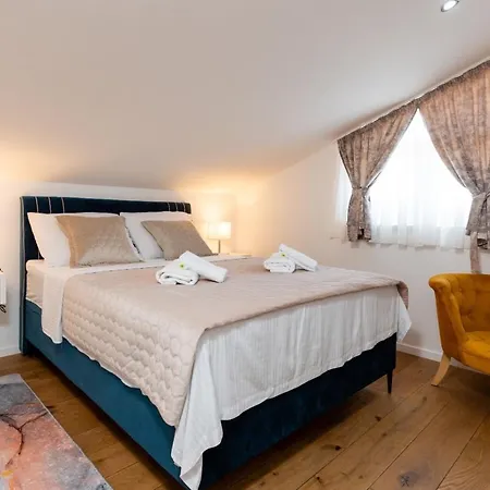 Little Gem Apartment *