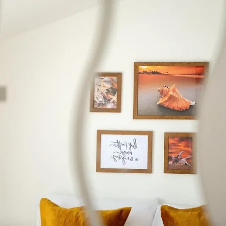 Little Gem Apartment